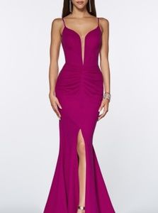 Mermaid cut evening gown. Never worn.